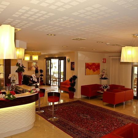 Hotel Villa Angelina Бибионе Экстерьер фото
