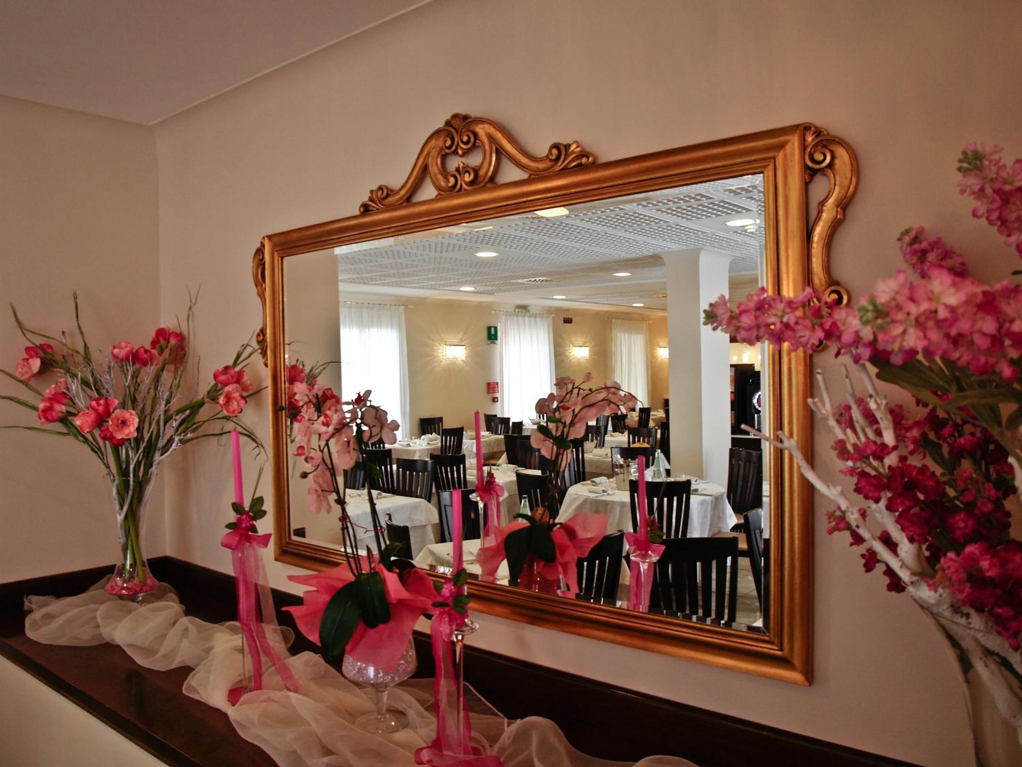 Hotel Villa Angelina Бибионе Экстерьер фото